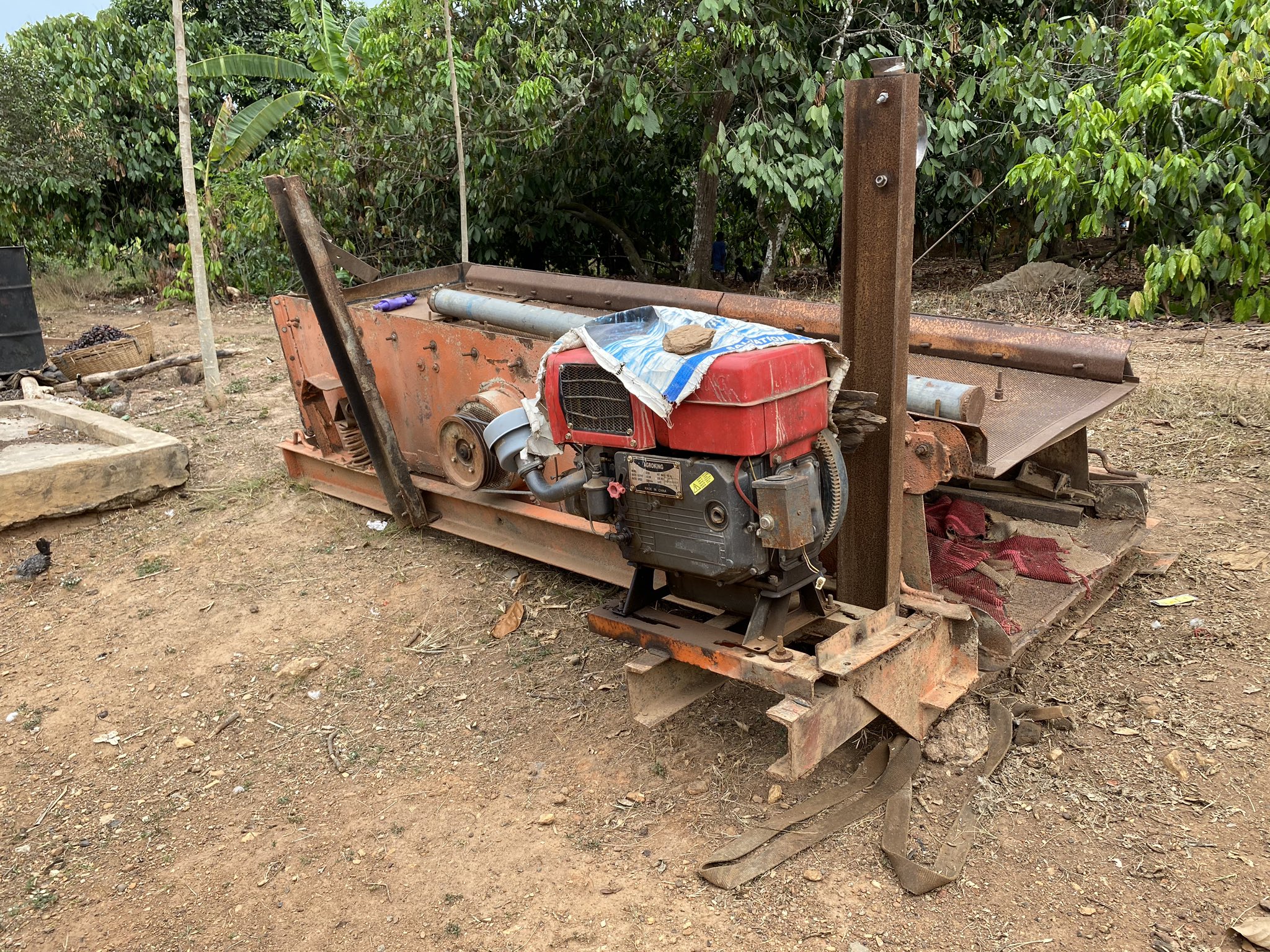 17 Chinese mining in Osun state illegally 