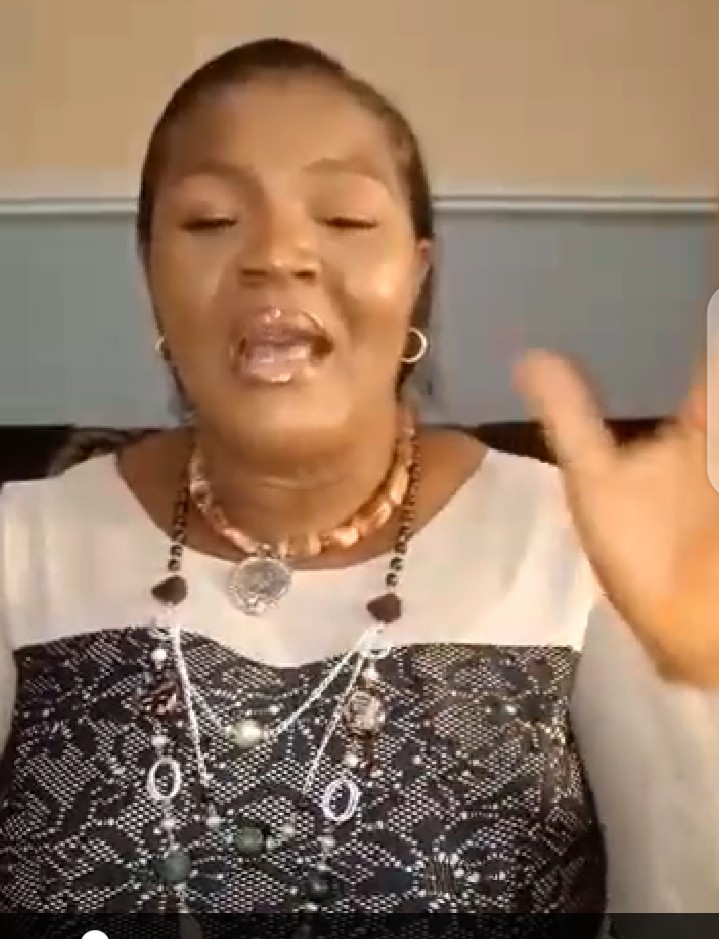 #BBNaija2021 : Whitemoney’s mother prays for Biggie, praises son’s Resilience (video)