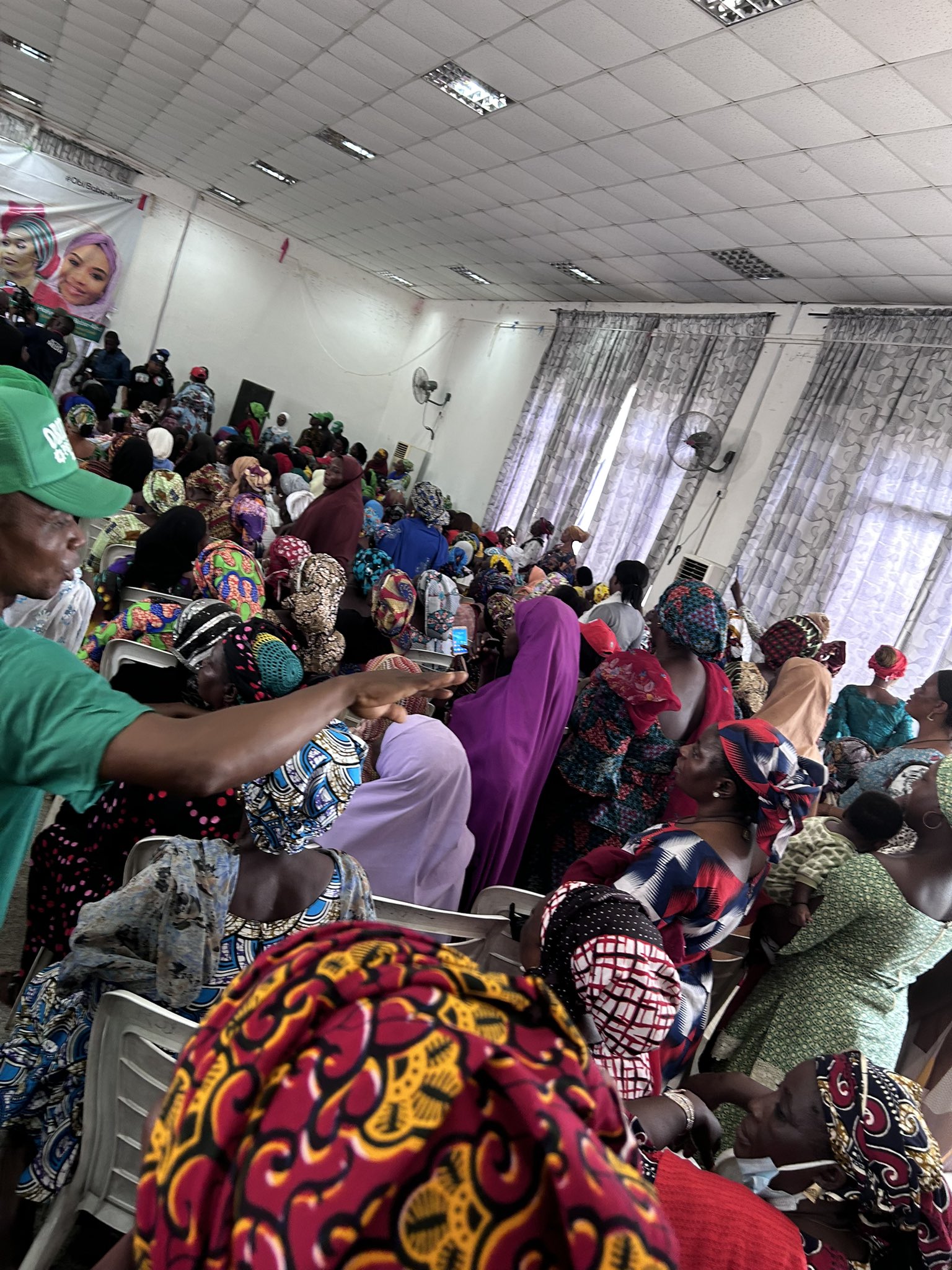 Margaret Peter Obi hosting Nigee women to a Townhall meeting 