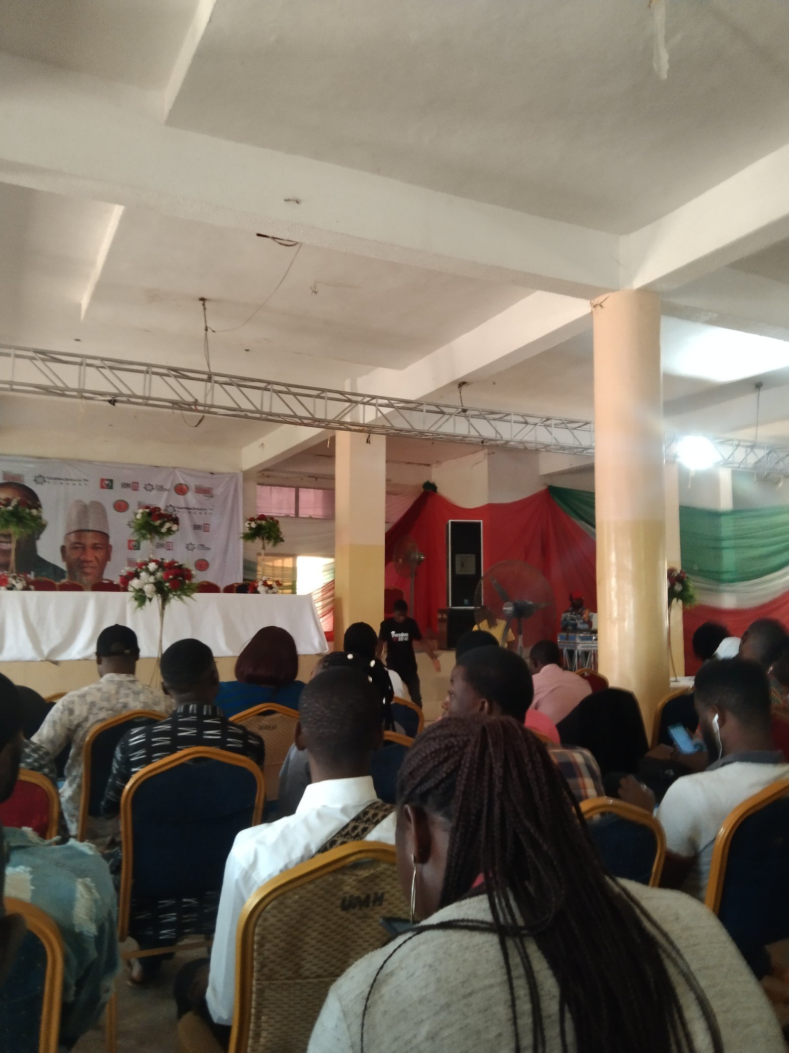 Peter Obi interacting with kwara students in a Townhall meeting 