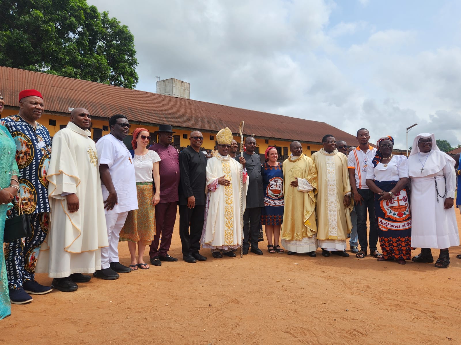 Peter Obi spent Easter with Prisoners in Onitsha 