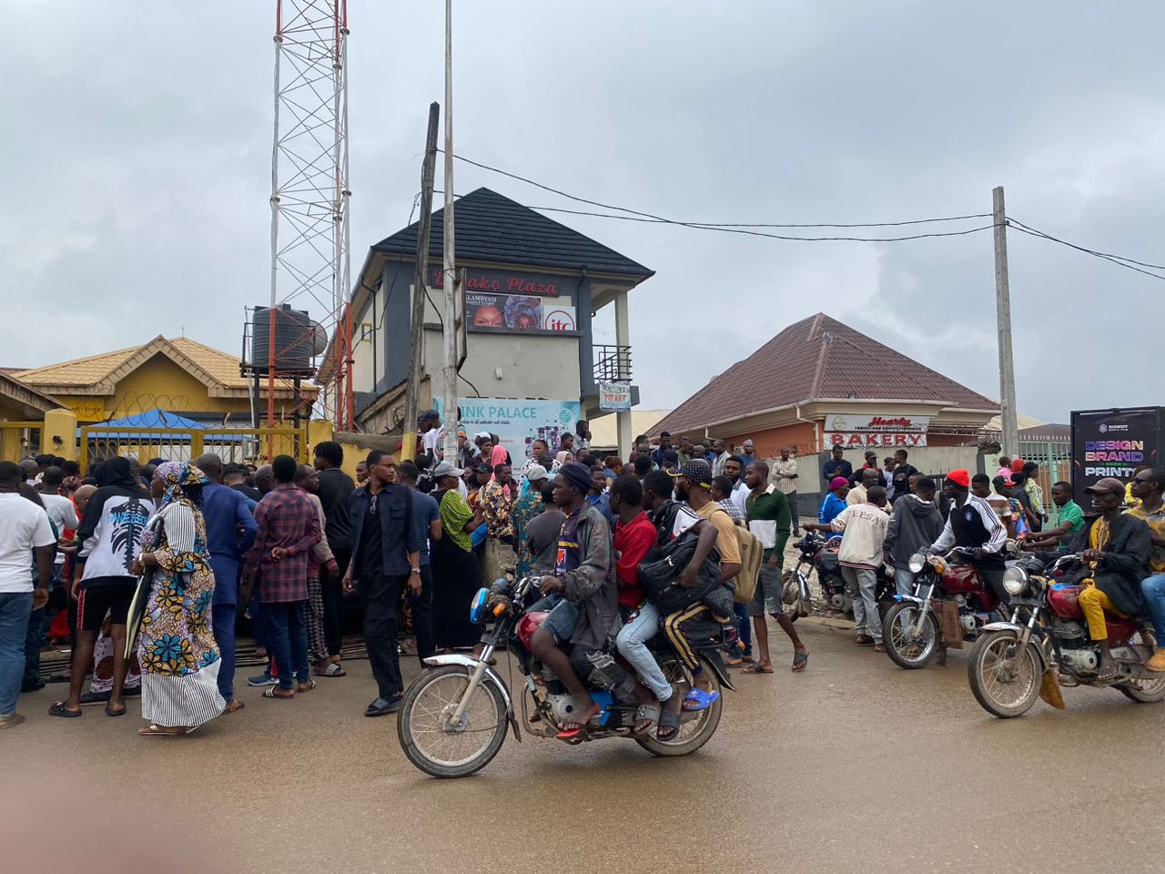 MTN subscribers protest